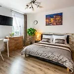 Ap. Olimpia 1 Pok. 2 Osoby, Downtown, Free Parking Apartment Krakow