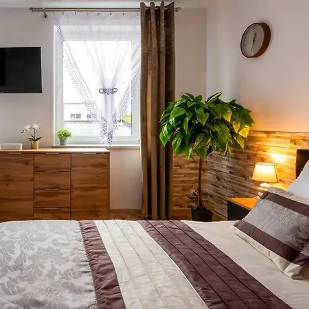 Ap. Olimpia 1 Pok. 2 Osoby, Downtown, Free Parking